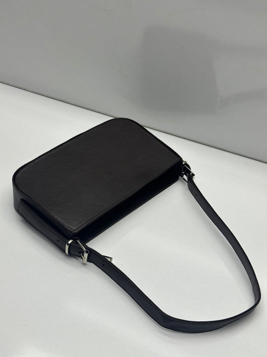 Basic Kadın Baget Çanta