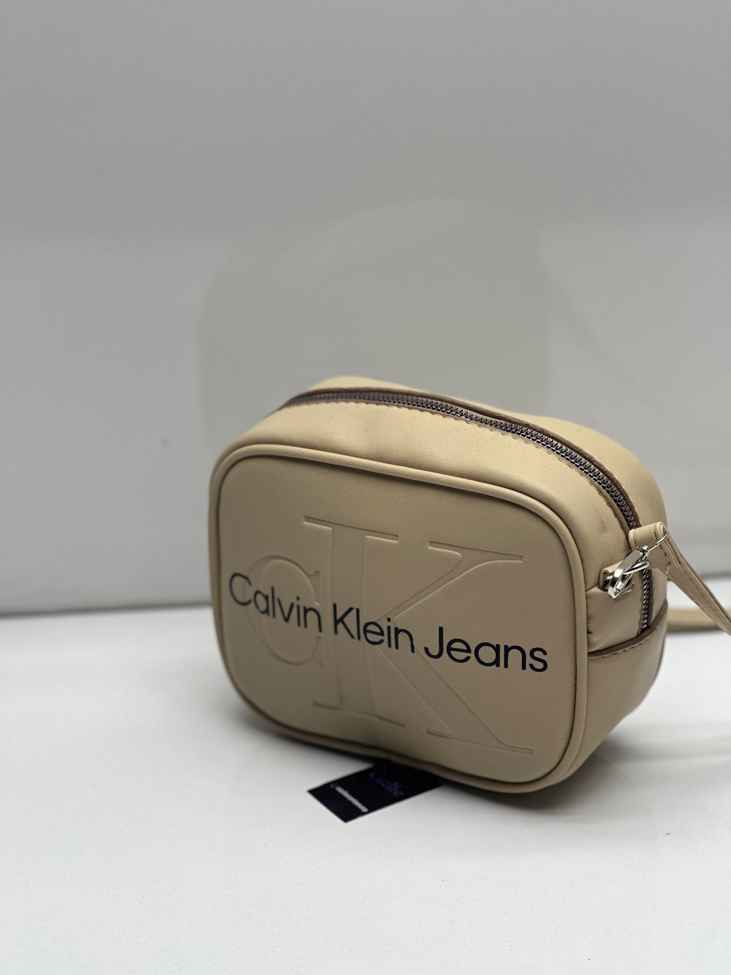 CalvinKleinJeans Model Çapraz Kadın Çanta