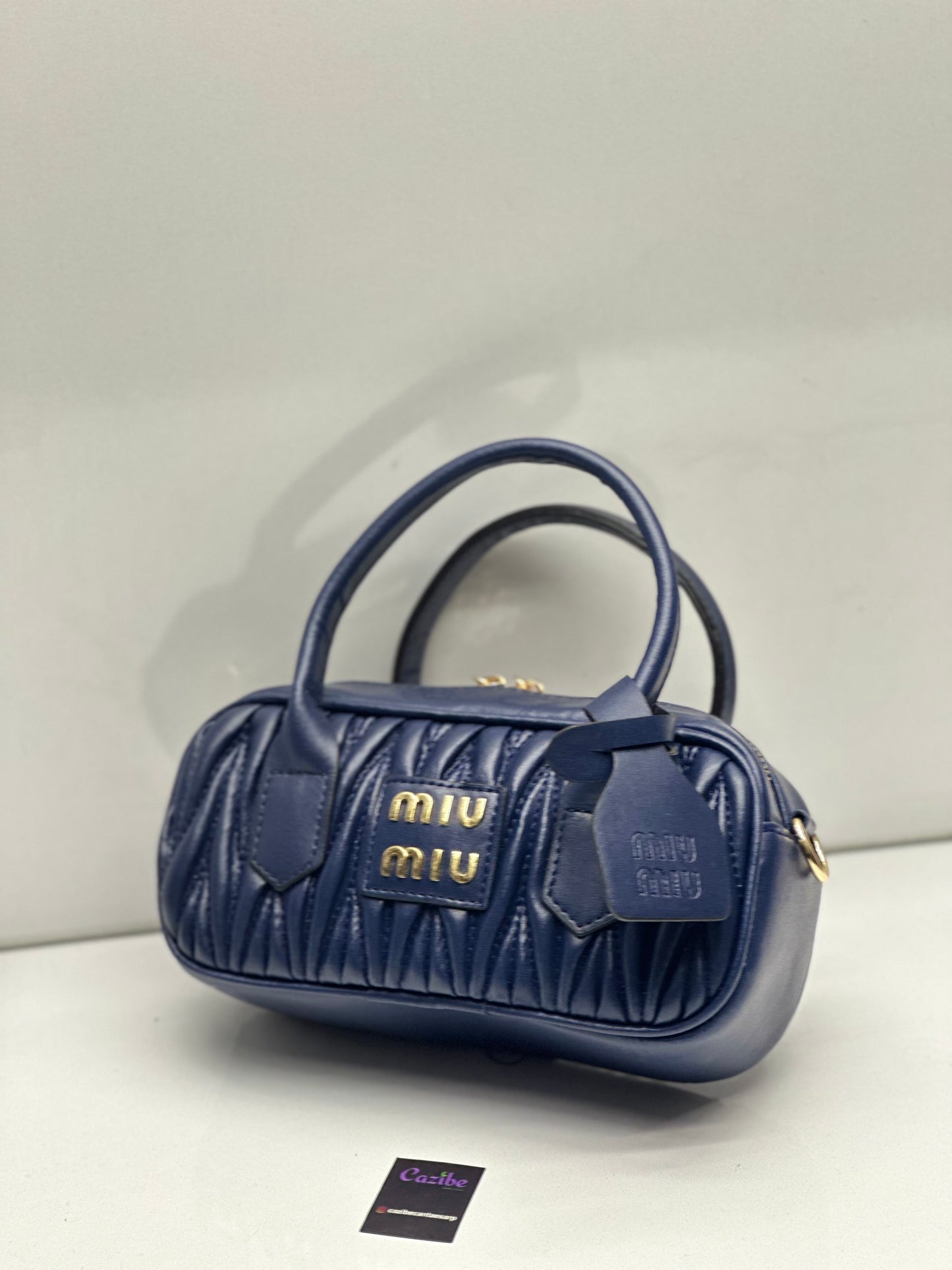 Miu Model Büzgülü Kadın Çantası