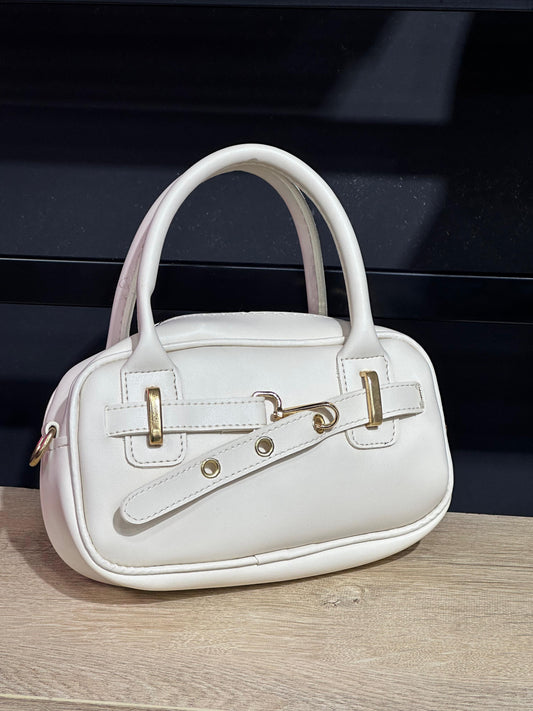 Kemer Tokalı Kadın Çantası