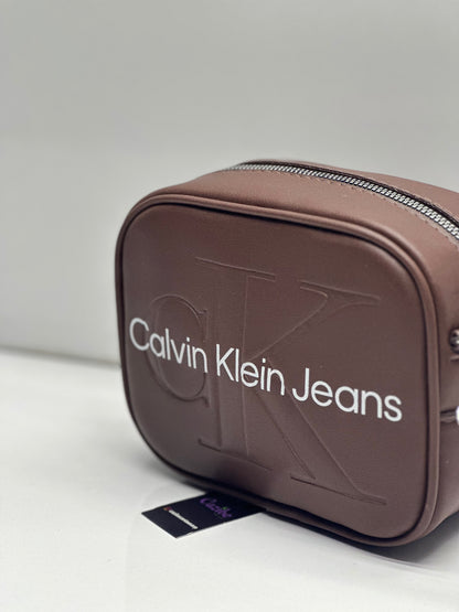 CalvinKleinJeans Model Çapraz Kadın Çanta